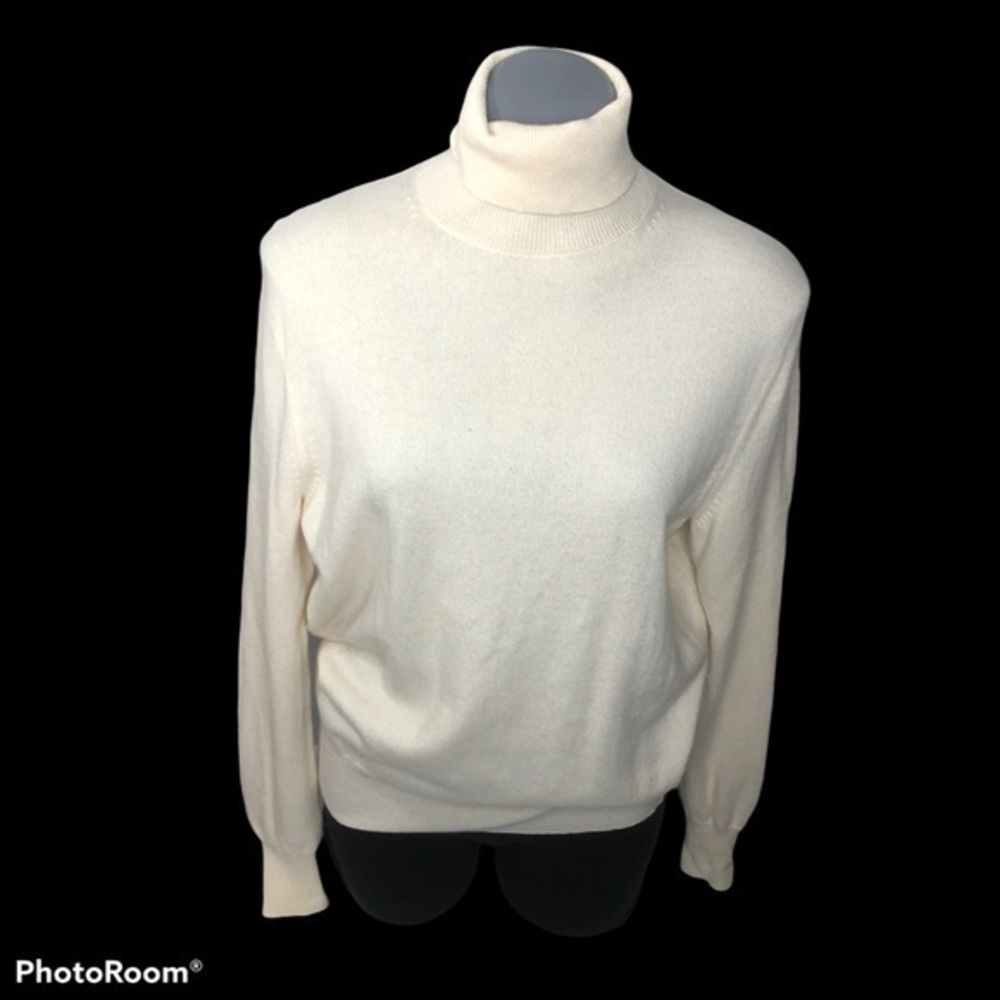 Theory 100% cashmere oversized turtleneck
